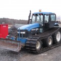 1999 Sur-Trac Model 8160 (End of season trade)
115 HP Natural Aspirated Diesel
18 Speed Semi Power Shift transmission
1960 Hours
Passenger Seat/Door
6 Way Blade
New Track Belts
2 New Bogie Tires
1 New Drive Tire