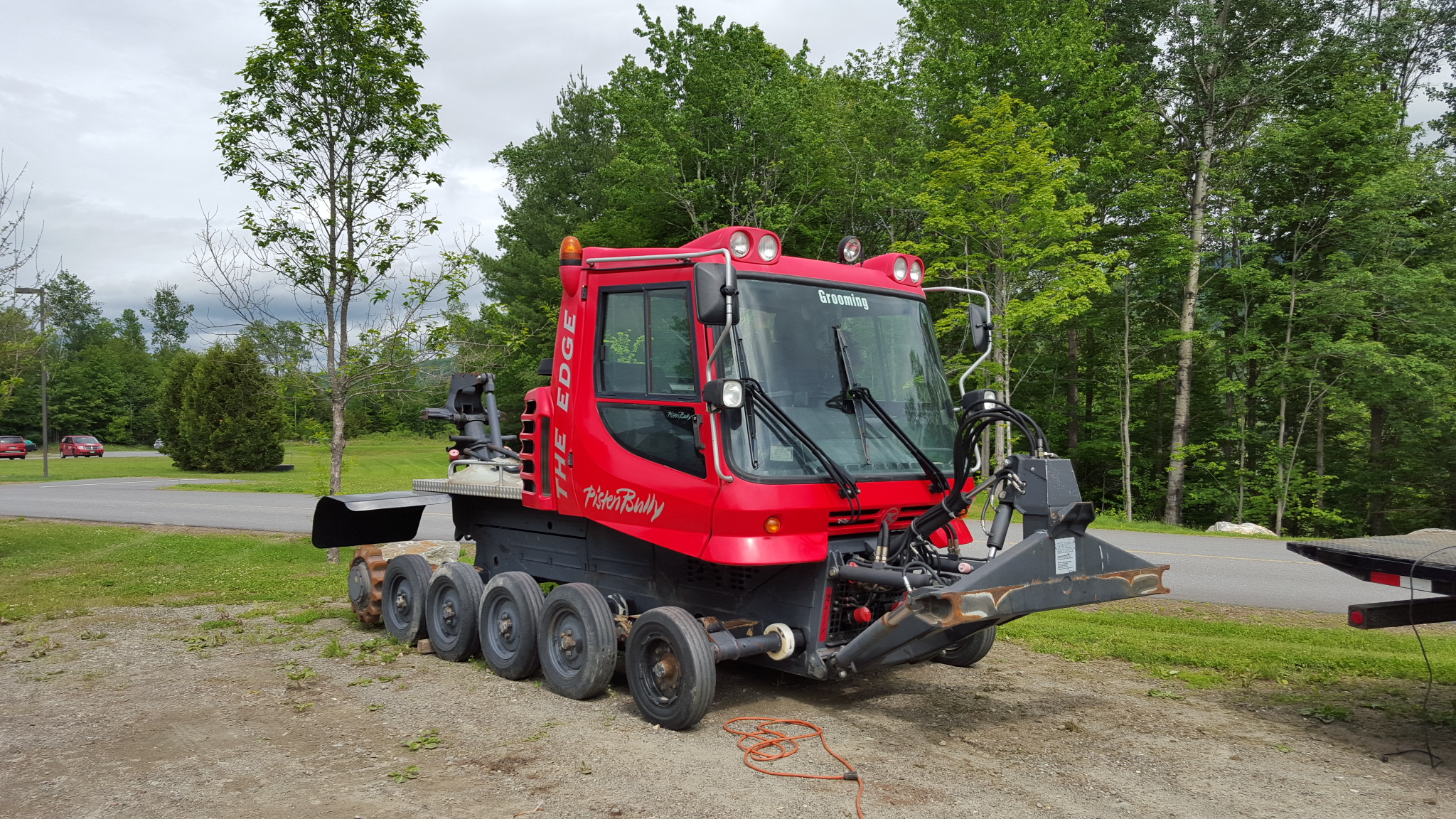 Mountain Grooming Equipment » 2007 Pisten Bully Edge